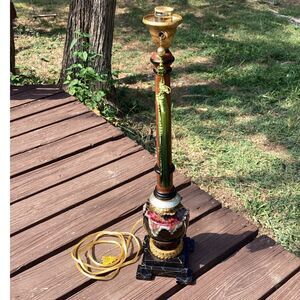 Raymond Waites Tyndale 24in Burlwood-Look Drip-Glaze‎ Urn Lamp, Works